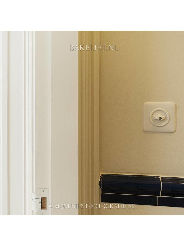 Oude schakelaar - Porselein schakelaar - Retro schakelaar