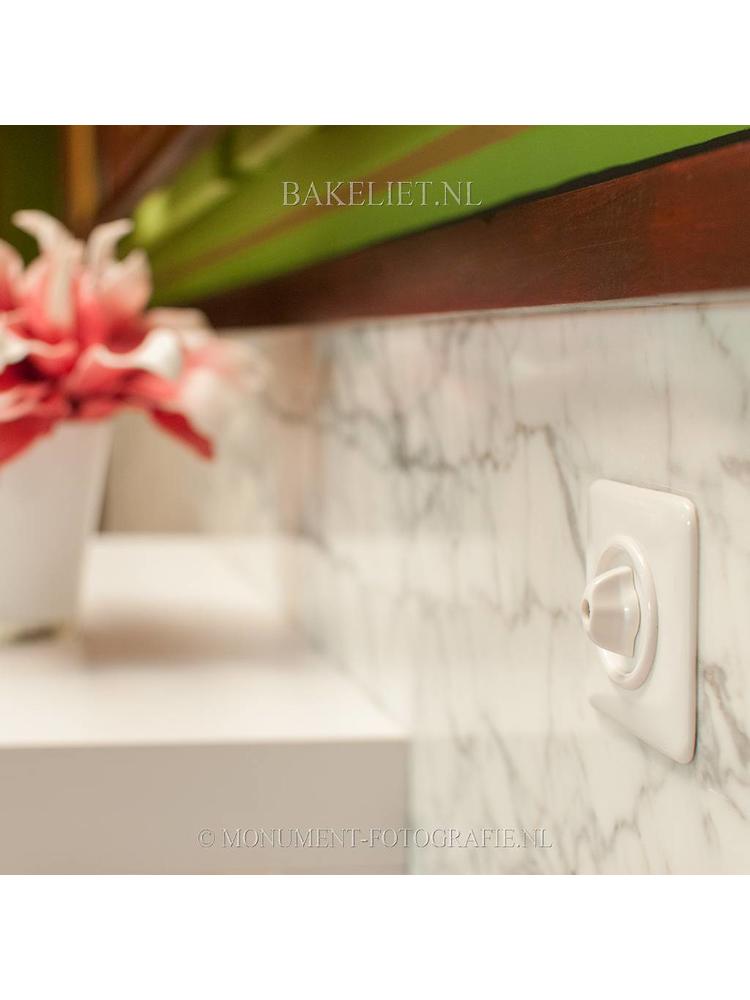 Bakeliet Retro Afdekraam – Vierkant – Inbouw – Gebroken Wit