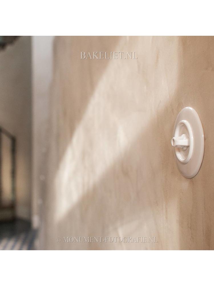 Bakeliet Serieschakelaar Inbouw – Gebroken Wit – Jaren ’30–’60