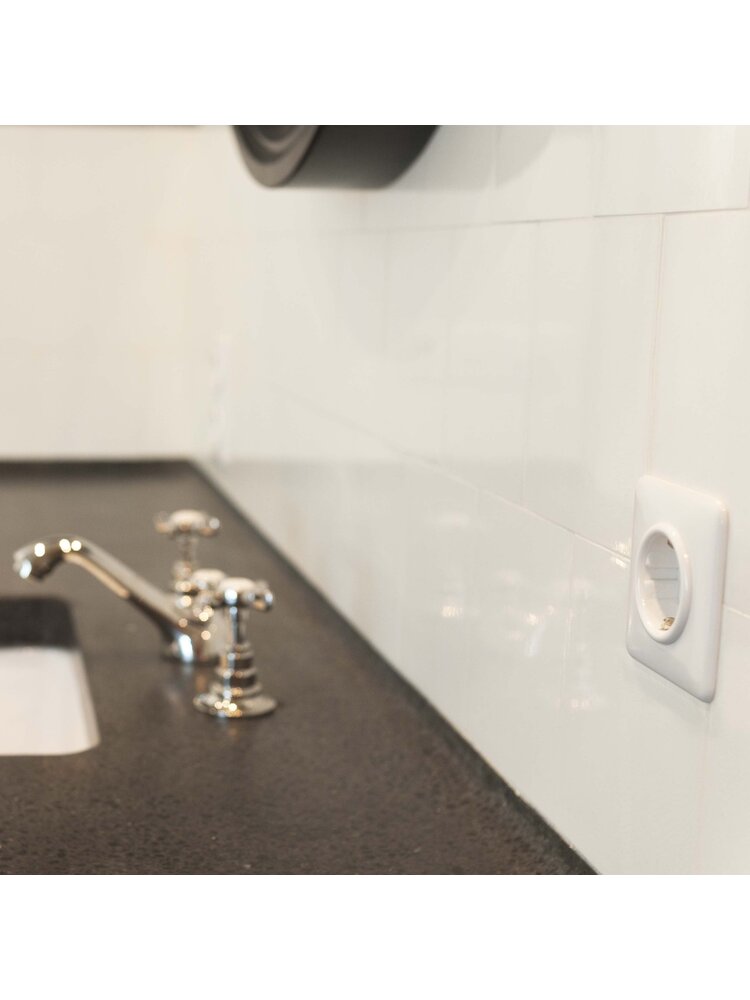 Bakeliet stopcontact inbouw - THPG stopcontact - Retro stopcontact