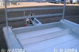 Wielstop 180cm (breedte) voor een Hulco Terrax machinetransporter