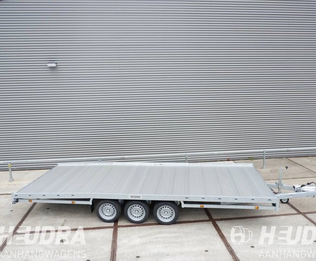 Hulco Carax-3 3500kg 540x207cm multitransporter