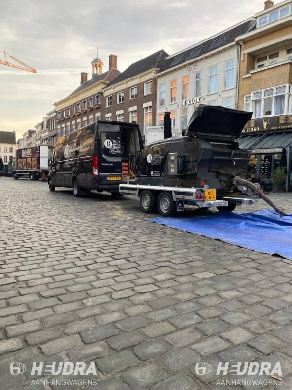 Maatwerk Heudra machinetransporter met betonpomp