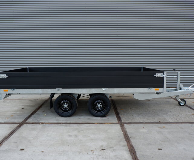 Saris plateauwagen Black Edition 2700kg  356x170cm