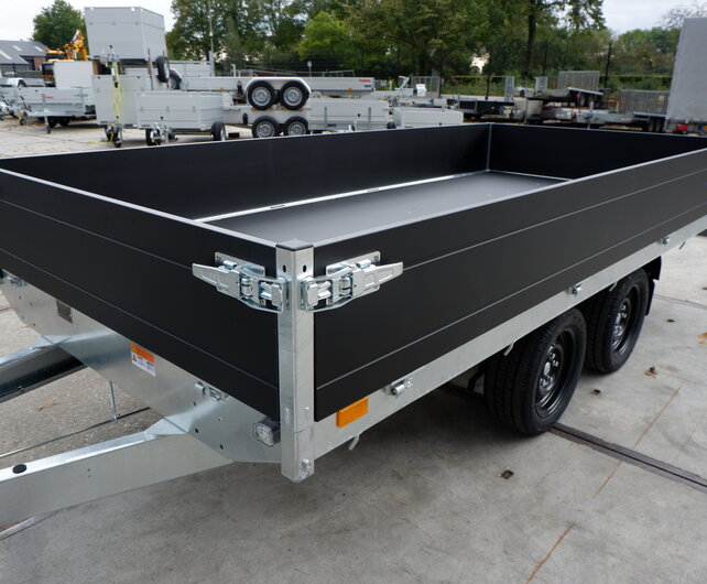 Saris plateauwagen Black Edition 2700kg  356x170cm