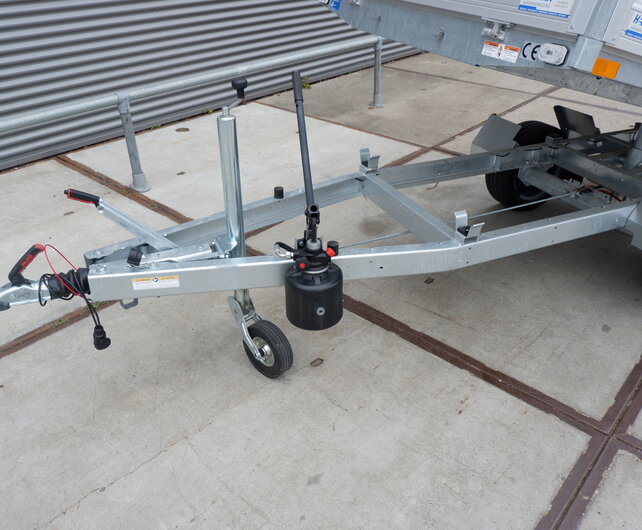 Humbaur kipper handbediend 1500kg 268x150cm