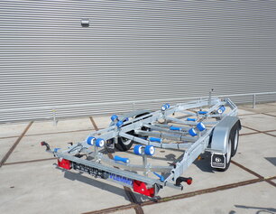 Vlemmix boottrailer 630x220cm in diverse uitvoeringen leverbaar