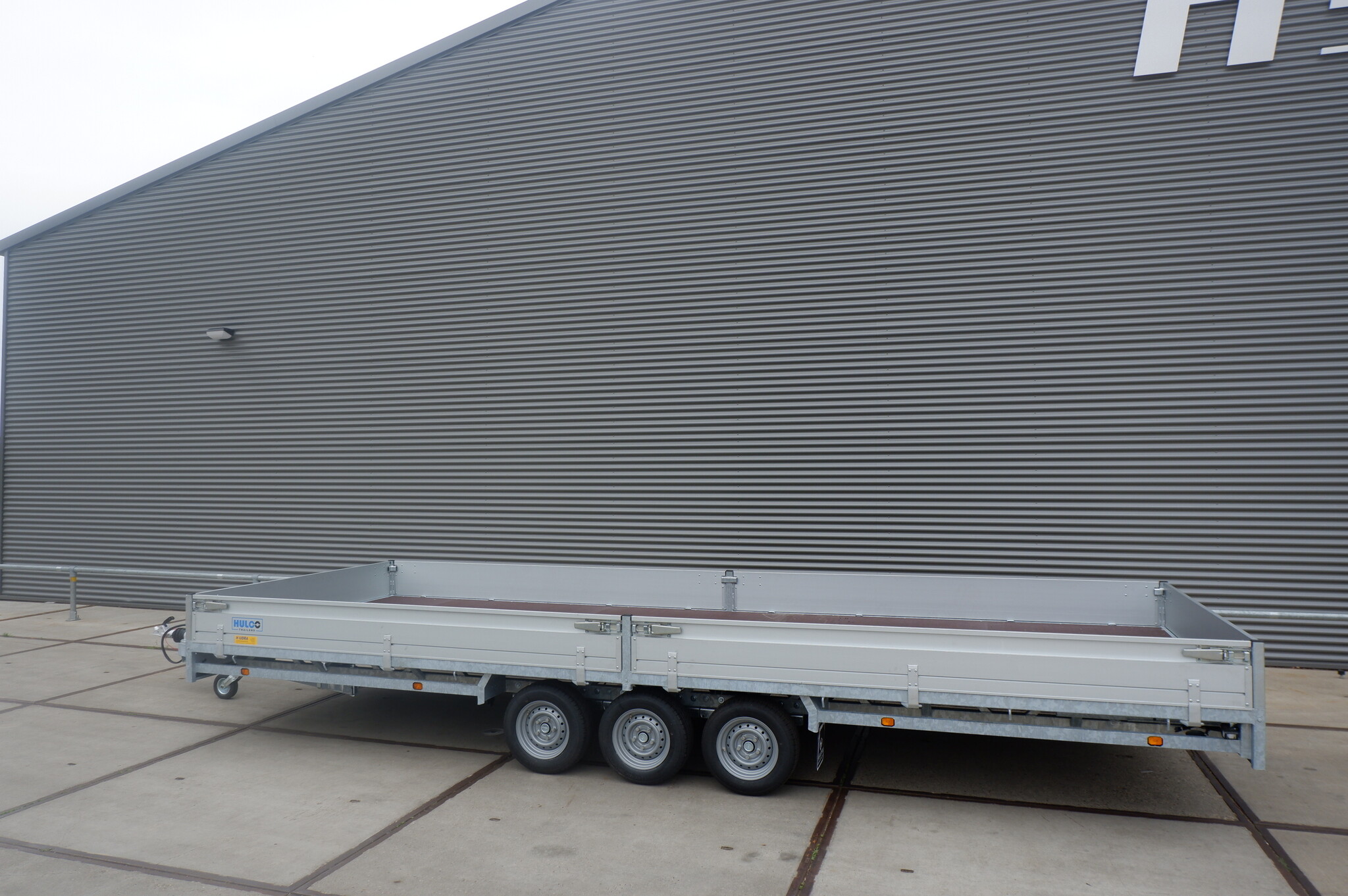 Hulco Medax-3 3500kg 611x203cm plateauwagen