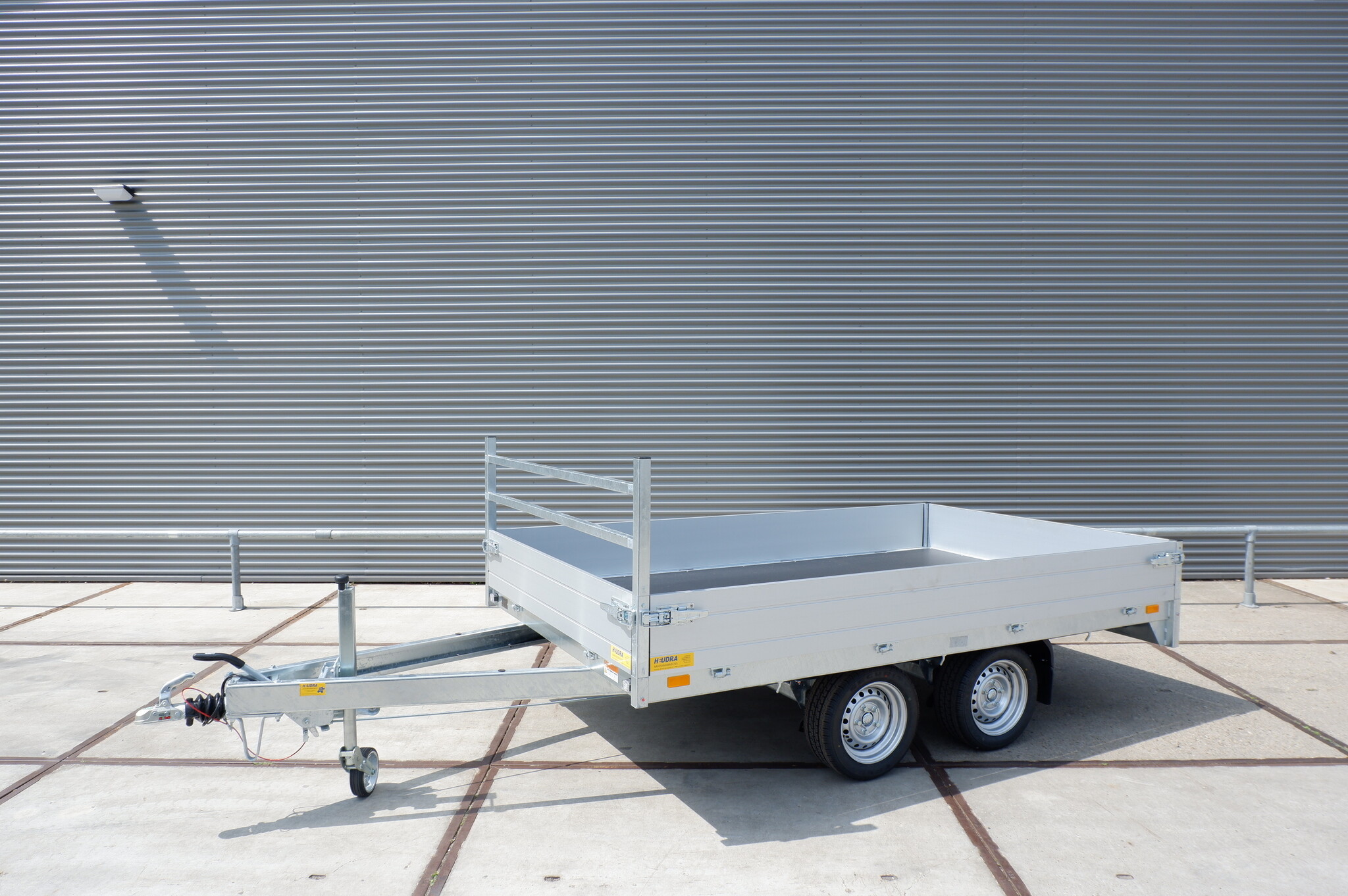 Saris plateauwagen 2700kg 306x170cm