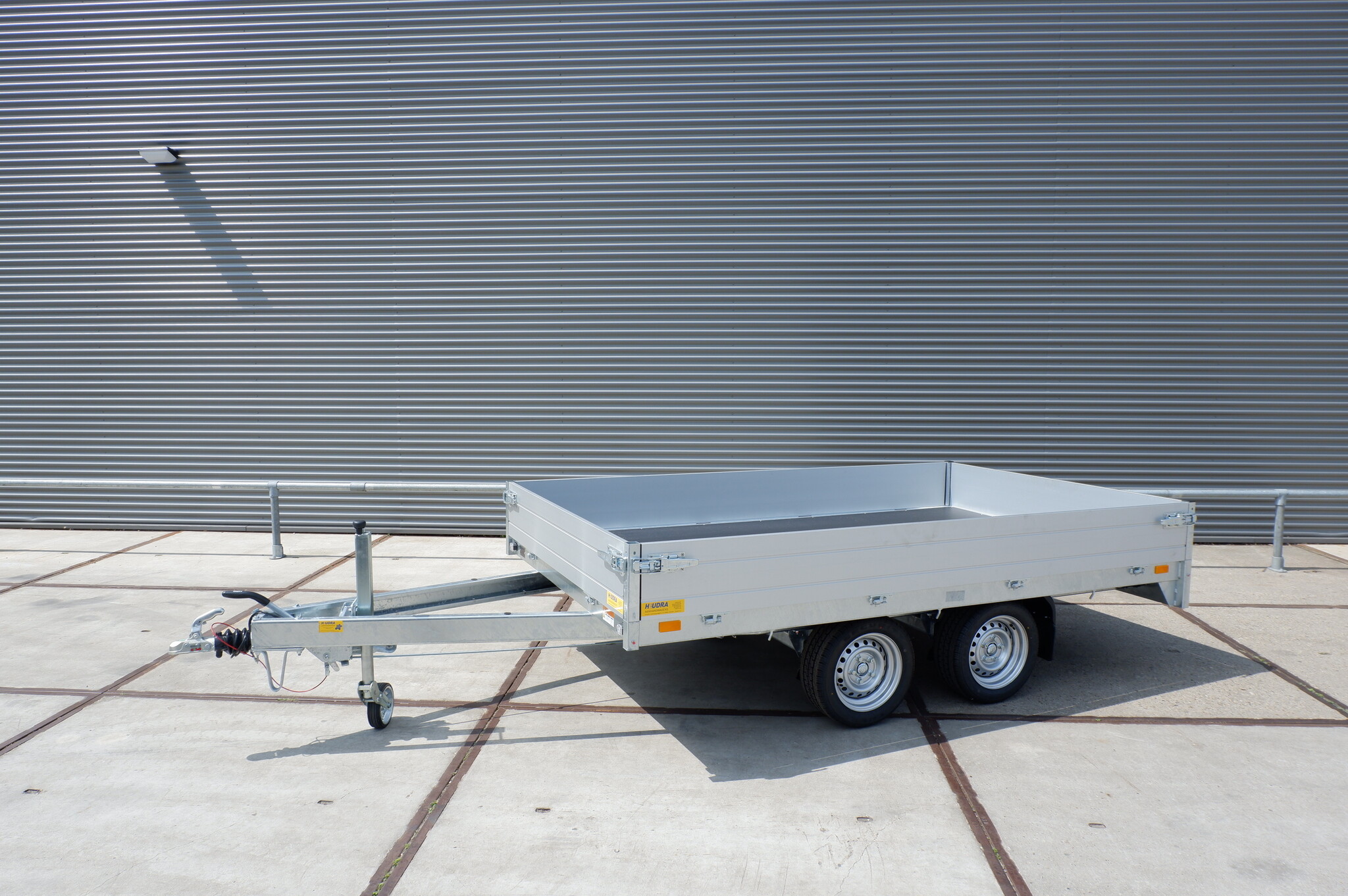 Saris plateauwagen 3500kg 306x184cm