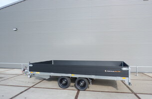 Saris plateauwagen 3500kg 406x204cm Black Edition met staalplaat vloer