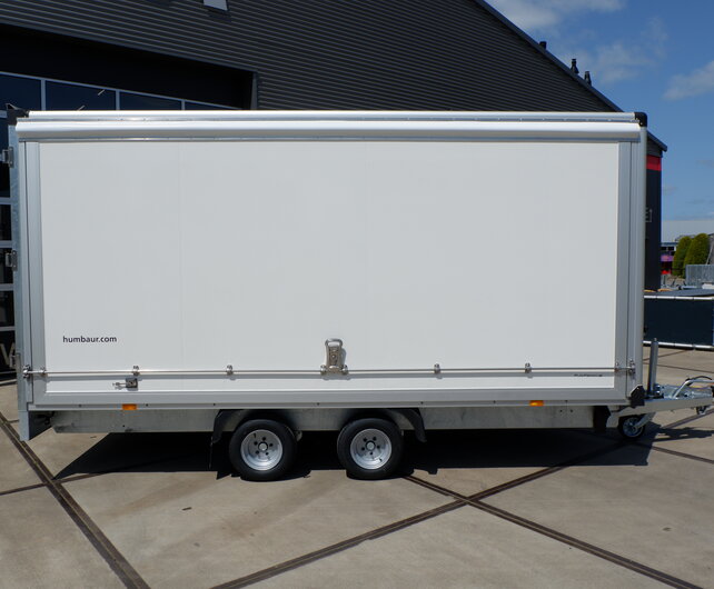 Humbaur gesloten plateauwagen 3000kg 418x173x229cm