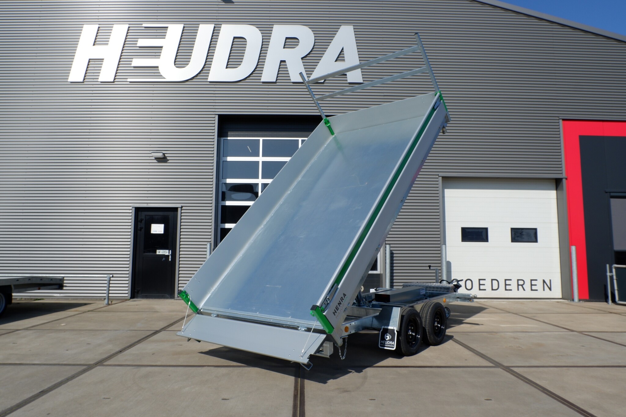 Henra driezijdige kipper 3500kg 351x185cm