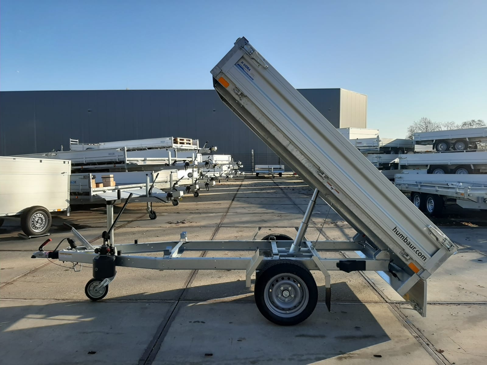 Humbaur kipper handbediend 1300kg 230x140cm