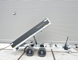 Saris handbediende kipper achterwaarts 2700kg 276x170cm Black Edition