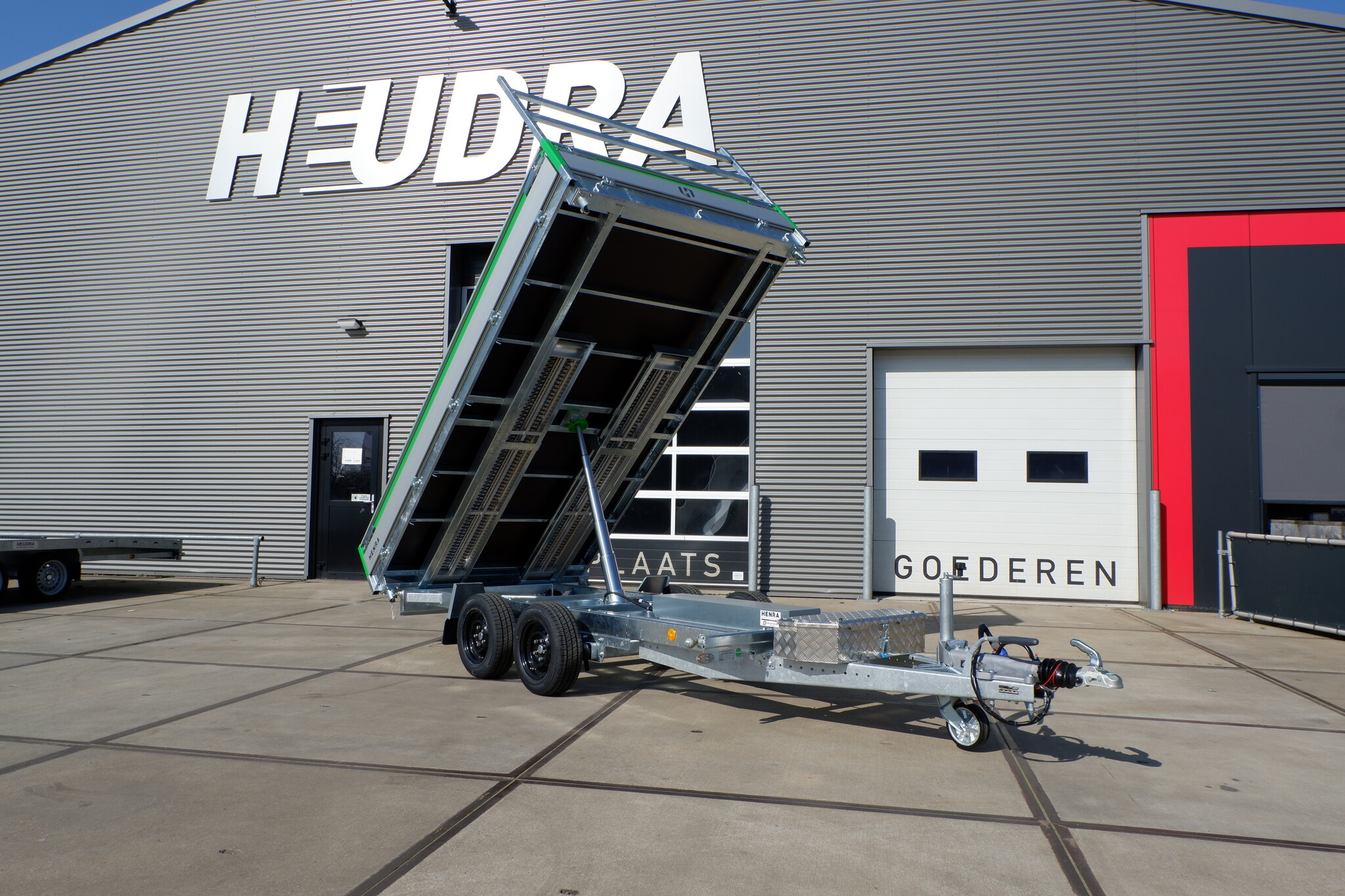 Henra driezijdige kipper 3500kg 401x202cm