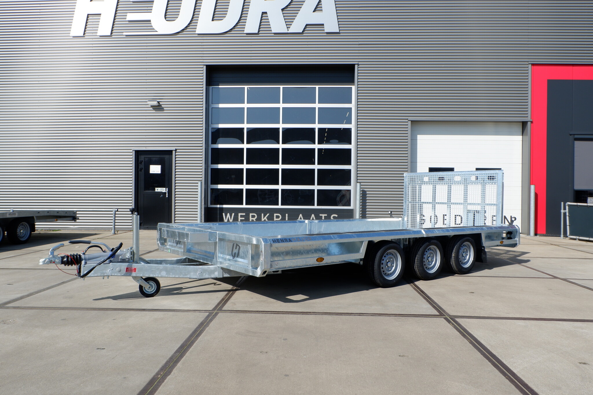 Henra tridemas machinetransporter 3500kg 450x190cm met Aluminium klikvloer