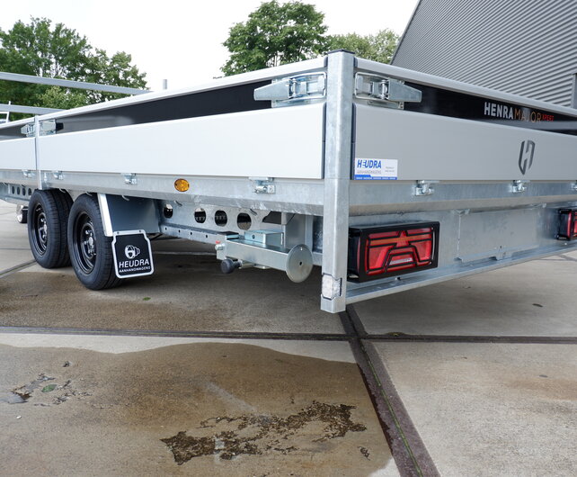 Henra Plateauwagen Tandemas 3500kg 453x202cm Xpert