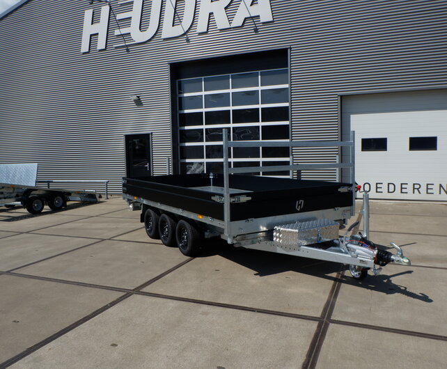 Henra driezijdige Kipper 3500kg 401x202cm Xpert Black Label
