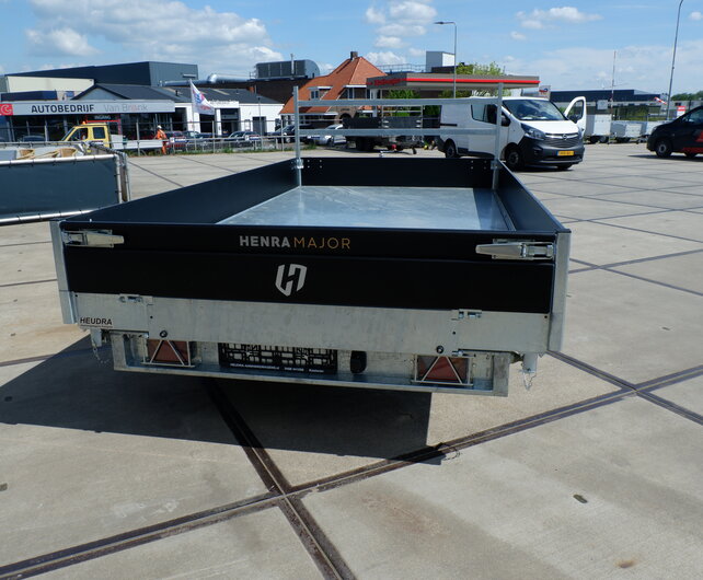 Henra driezijdige Kipper 3500kg 401x202cm Xpert Black Label