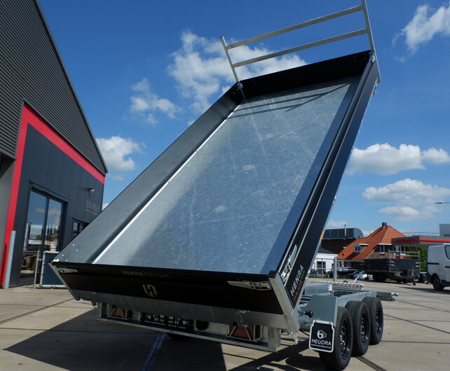 Henra driezijdige Kipper 3500kg 401x202cm Xpert Black Label