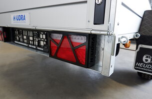 Achterlicht bescherming Heudra RVS zwart
