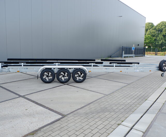 Vlemmix boottrailer met glijbalken Type-ZA 3500kg 1000x255cm