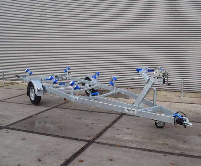 Vlemmix boottrailer Type-A  1350kg 631x220cm