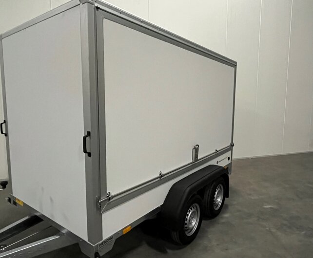Saris gesloten aanhangwagen GO 2000kg 306x154x180cm met dubbele verkoopklep