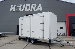 Humbaur gesloten plateauwagen 3000kg 418x173x229cm met 2 zijdeuren
