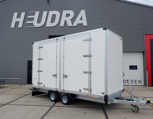 Humbaur gesloten plateauwagen 3000kg 418x173x229cm met 2 zijdeuren