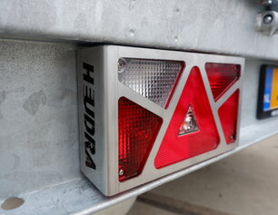 Achterlicht bescherming Heudra RVS