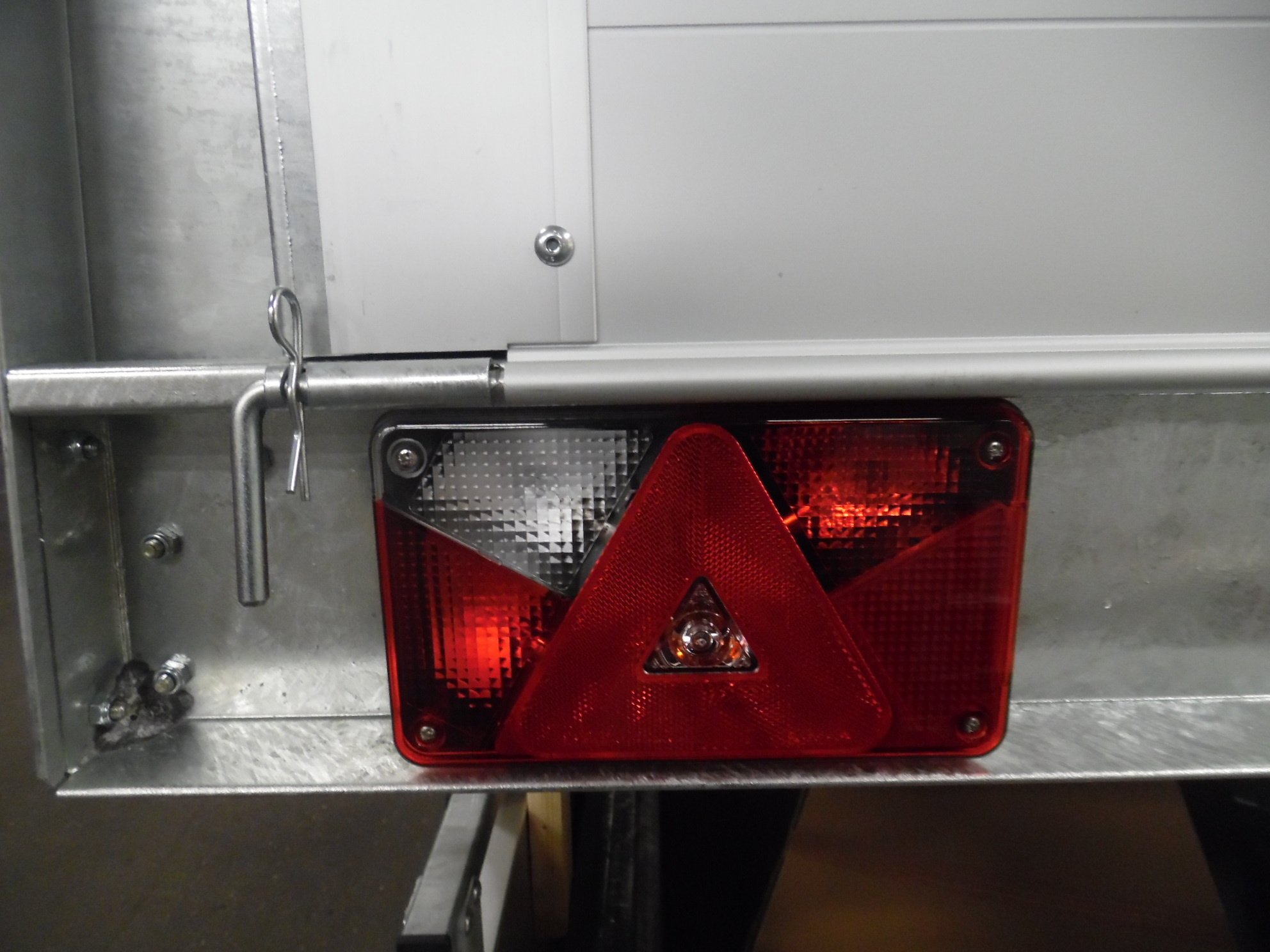 Lampglas Anssems / Hulco links <heden