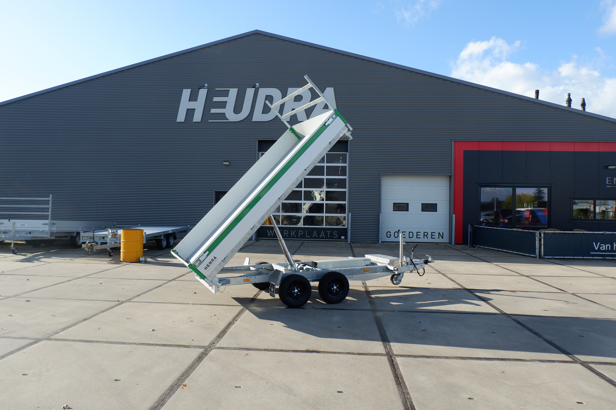 Henra driezijdige kipper 2700kg 331x185cm