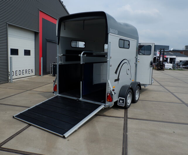 Cheval Liberté paardentrailer 2 paards 2600kg  315x167x230cm met koetsenframe