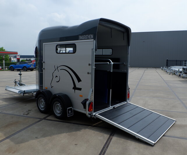 Cheval Liberté paardentrailer 2 paards 2600kg  315x167x230cm met koetsenframe