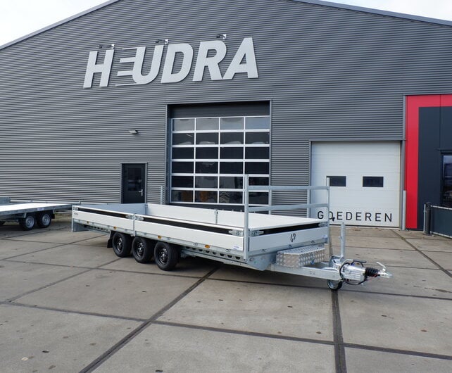 Henra plateauwagen tridemas 3500kg 553x202cm Xpert
