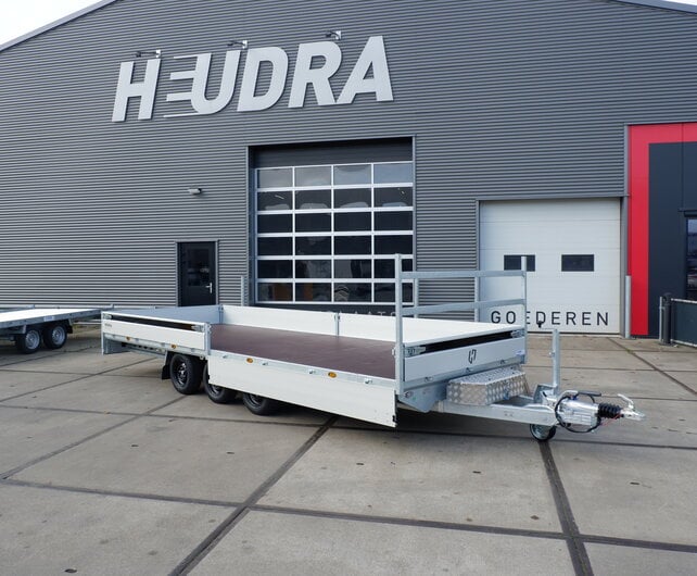 Henra plateauwagen tridemas 3500kg 553x202cm Xpert