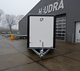 Henra gesloten aanhangwagen Tridemas 3500kg 465x184x220cm Xpert met zijdeur en oprijklep
