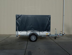 Verhuurmodel bakwagen met huif 251x130x150cm