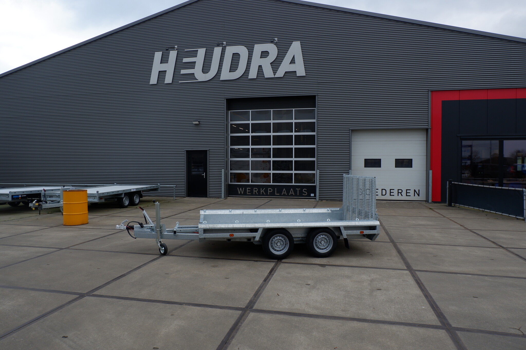 Hulco Terrax-2 3000kg 294x150cm machinetransporter met klep 100cm