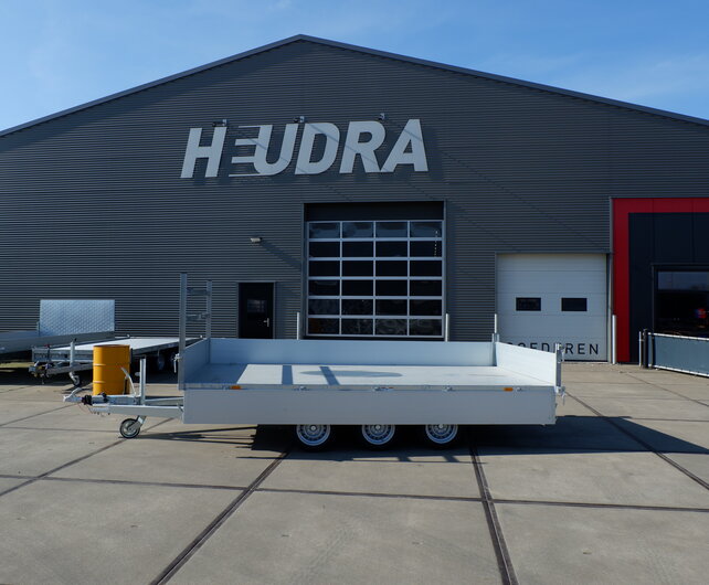 Humbaur driezijdige  elektrische kipper 3500kg 410x210cm