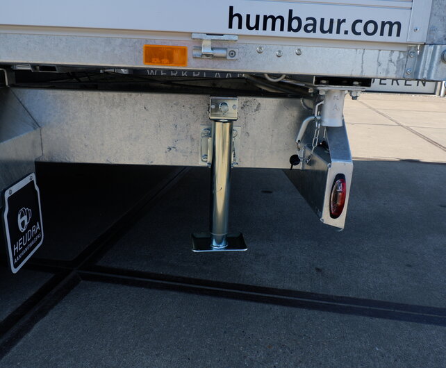 Humbaur driezijdige  elektrische kipper 3500kg 410x210cm