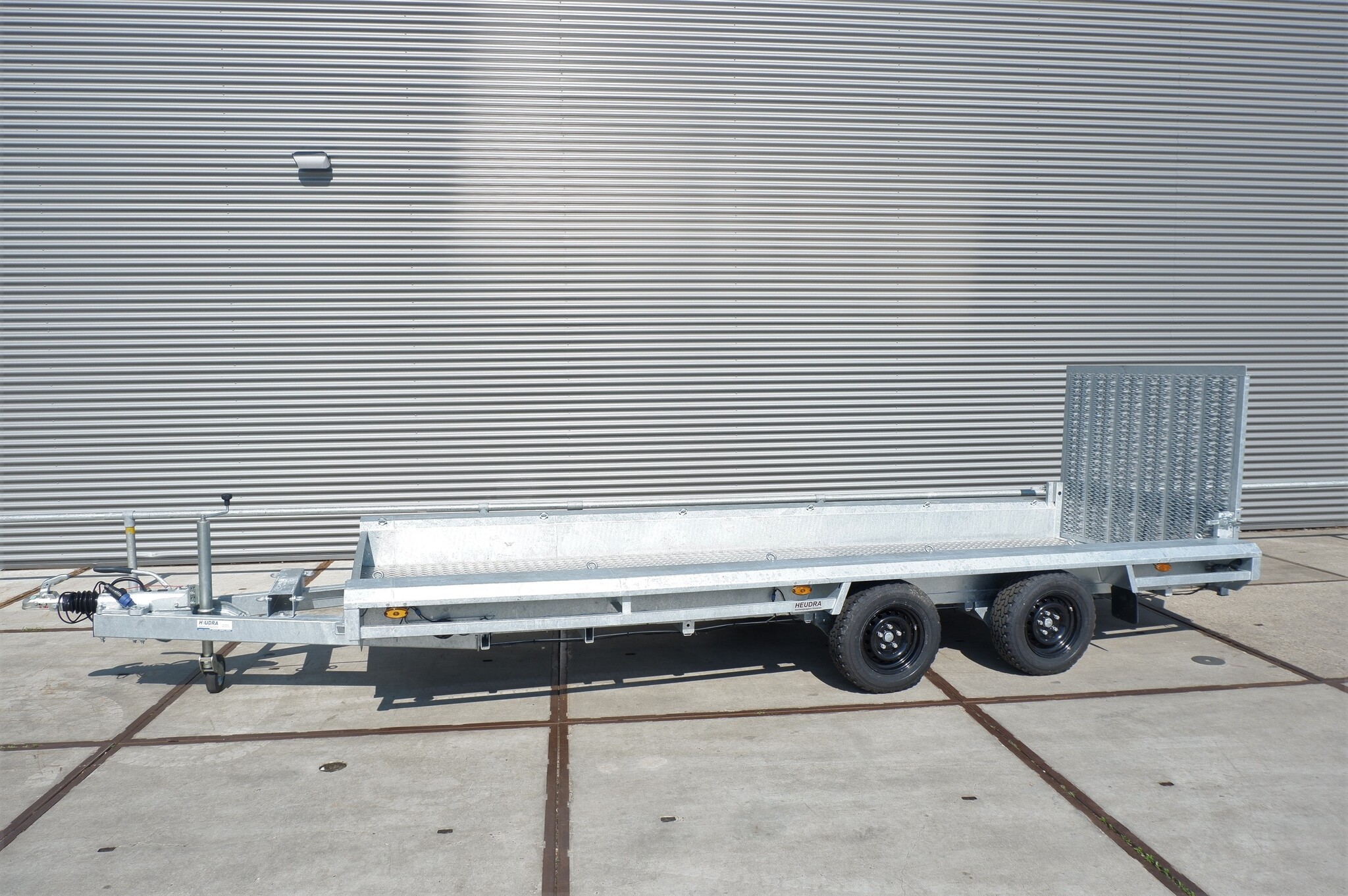 Heudra machinetransporter 3500kg 500x150cm extra lange uitvoering