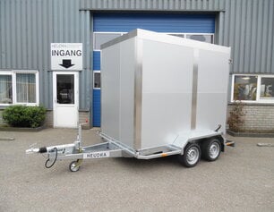 Gesloten maatwerk koelaanhangwagen voor hangend vleesvervoer
