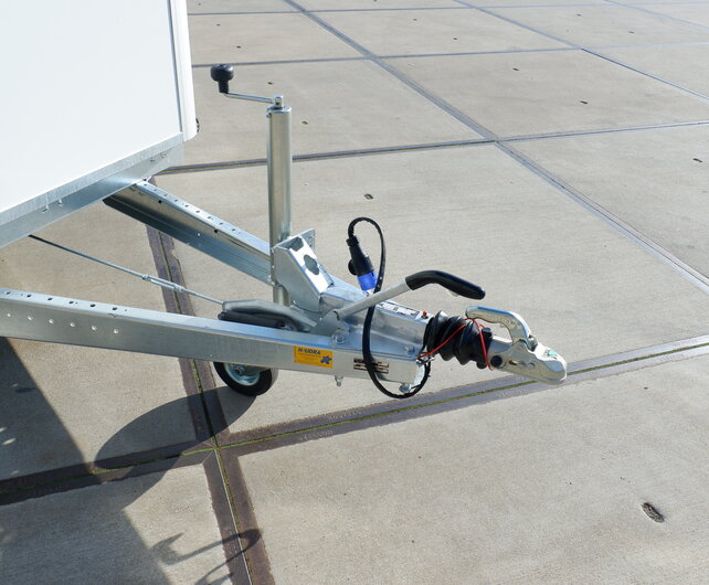 Henra gesloten aanhangwagen 1350kg 315x138x160cm