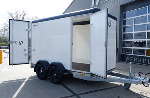 Henra gesloten aanhangwagen 2000kg 265x138x190cm
