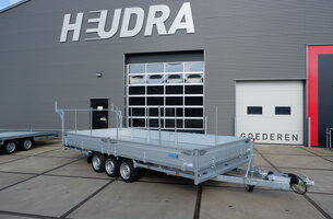 Maatwerk Hulco Medax met stalen vloer en bomenrek