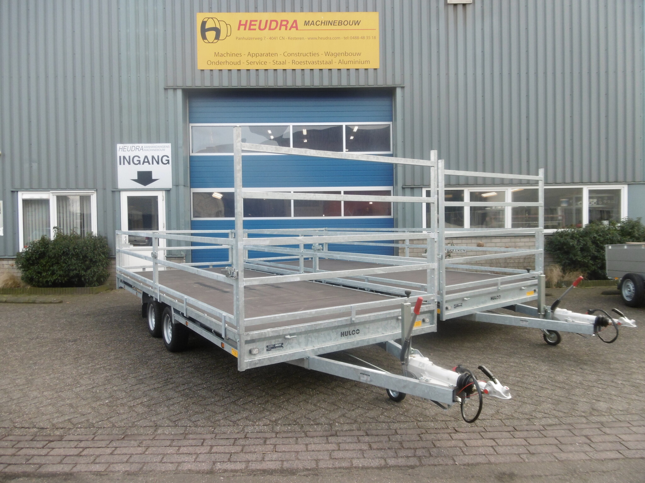 Maatwerk plateauwagen 3500kg met bandenframe tandemas (2-as)