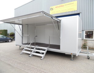 Heudra maatwerk gesloten aanhangwagen met verkoopklep